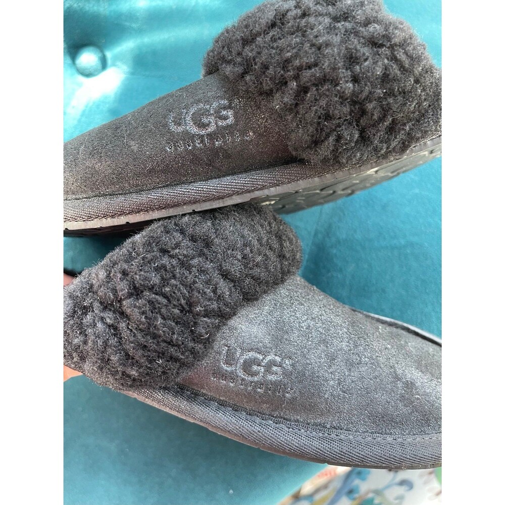 UGG womens black scuffette slippers